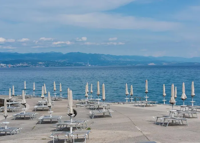 Lägenhet Tea With Sea View Opatija